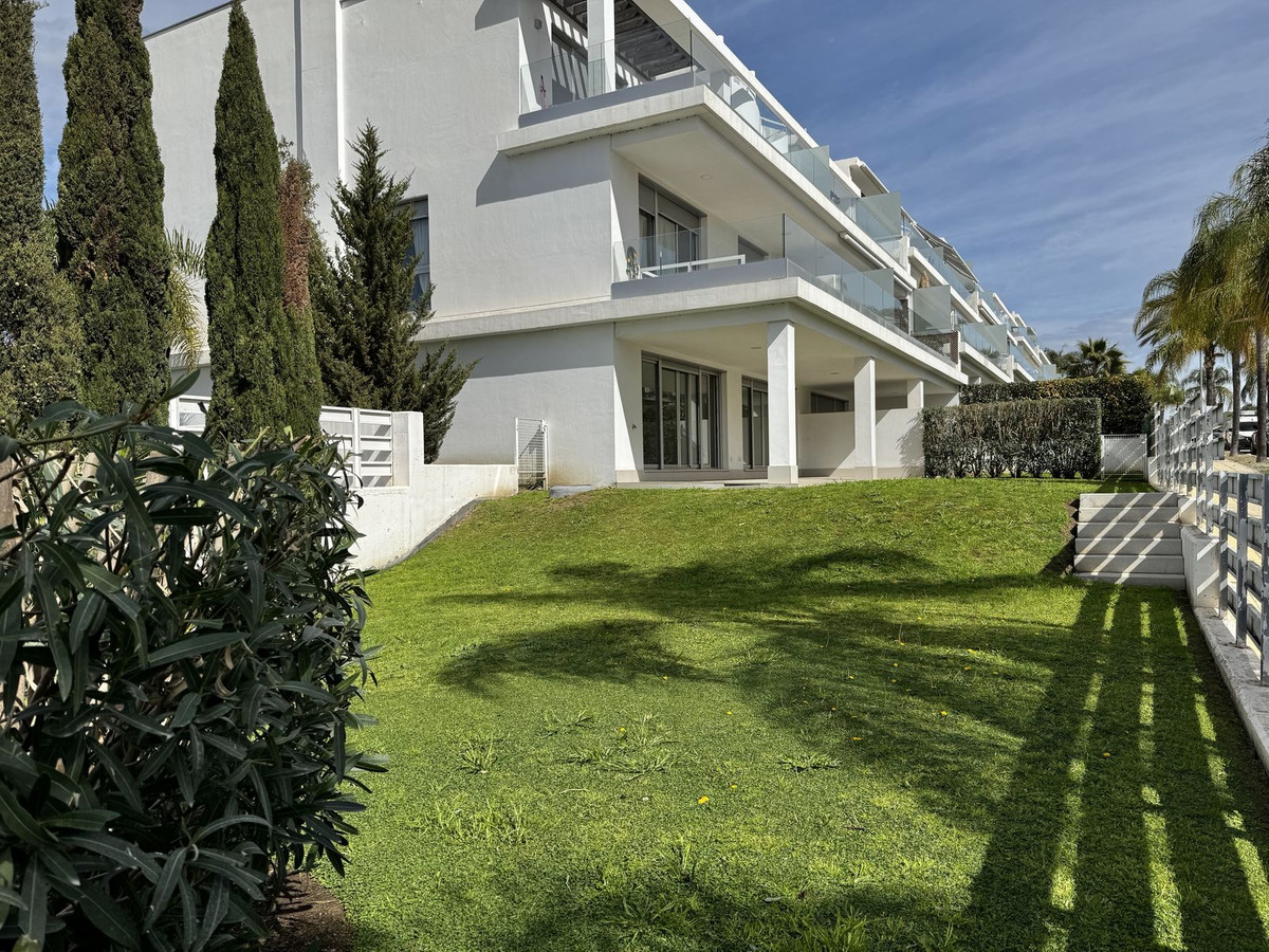 abdf3d9d5bbe15b517a70ea4d9d92f70 - 25