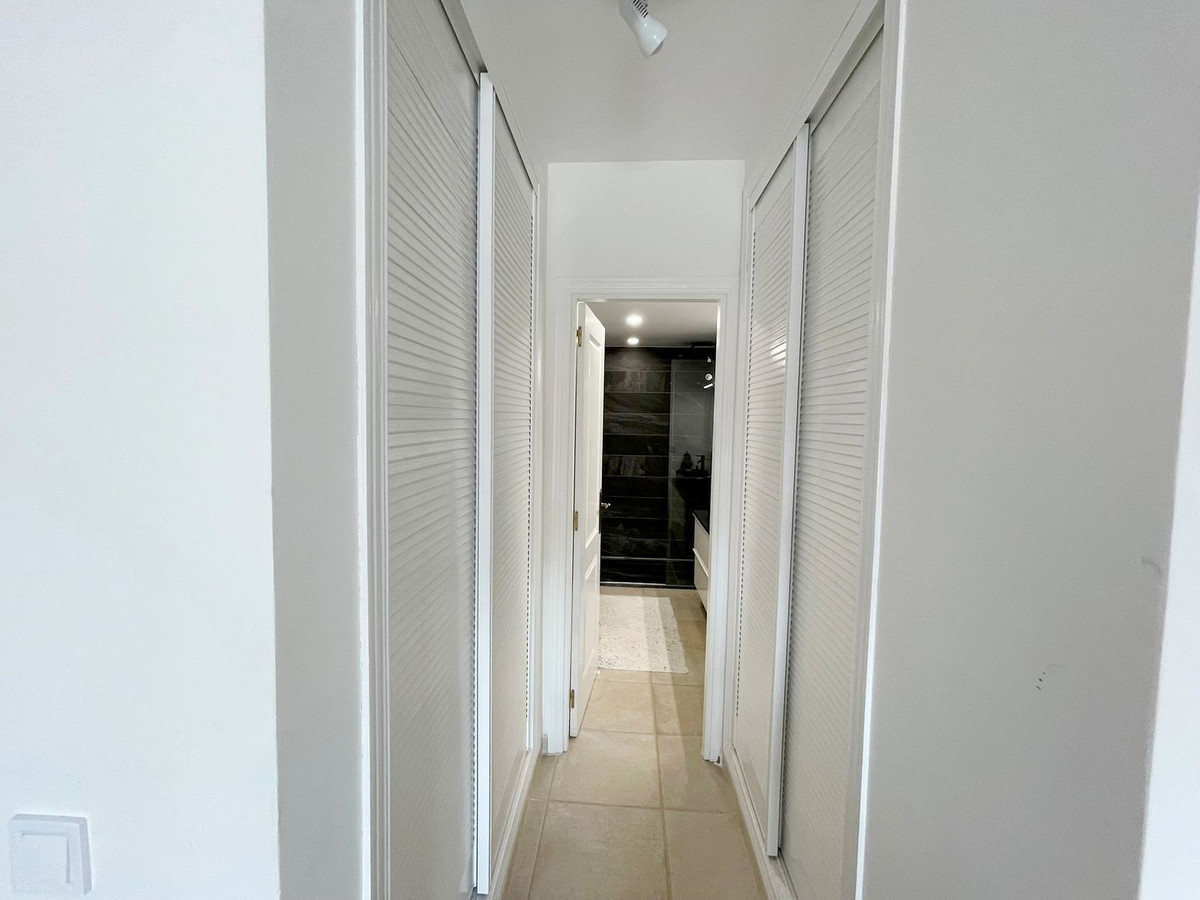 abfa346105ca900edc369e78e794a8d1 - 24