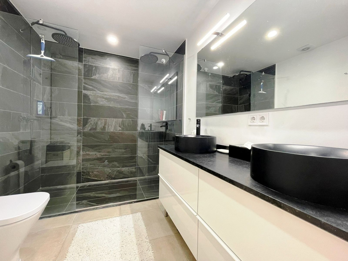 abfa346105ca900edc369e78e794a8d1 - 25