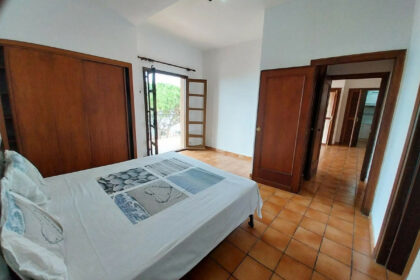 ac4f2b1fdf06e8bcd77cbfcb80998f33 - 17