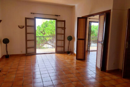 ac4f2b1fdf06e8bcd77cbfcb80998f33 - 18