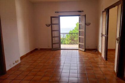 ac4f2b1fdf06e8bcd77cbfcb80998f33 - 3