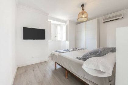 ac609927ce9c7beabecf2fd1b4af0aaa - 18