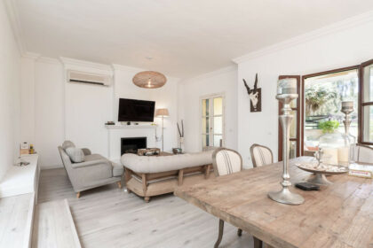 ac609927ce9c7beabecf2fd1b4af0aaa - 2