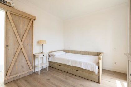 ac609927ce9c7beabecf2fd1b4af0aaa - 26