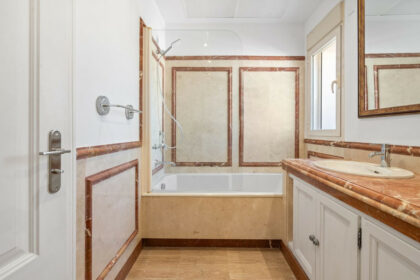 ac6120b1d45a5b003ef8b36fb391fed6 - 21