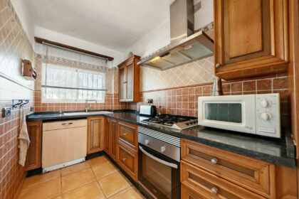 ac8e92c4520fcbc81ca0d1b5dfd1ce64 - 8