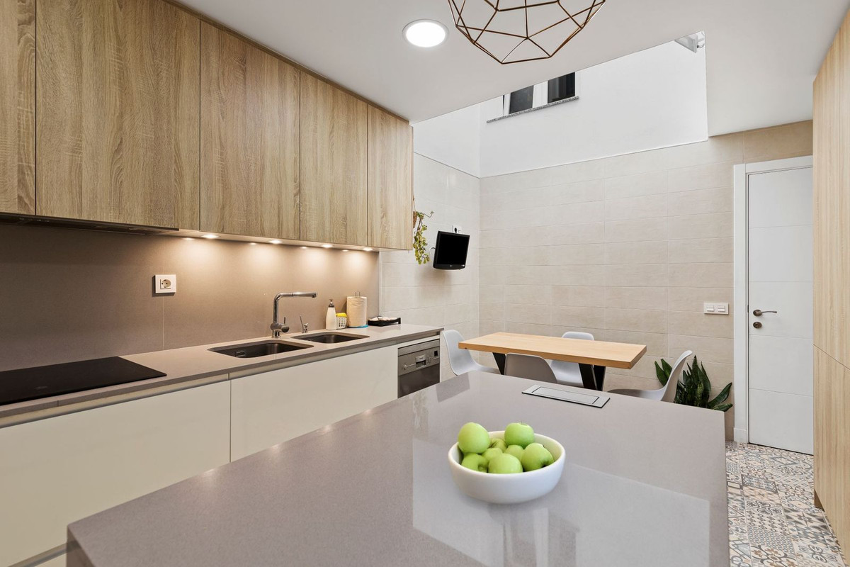 acaf16ae3ef1f80f75616c1cdcd3bbf1 - 29