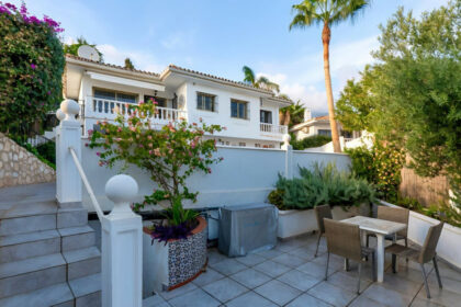 ace76f3b7ce6339ba1e9fe5fe1712534 - 1