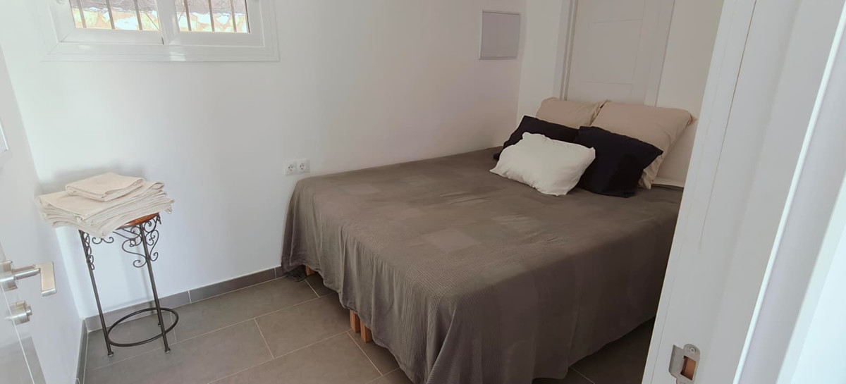 ace76f3b7ce6339ba1e9fe5fe1712534 - 15