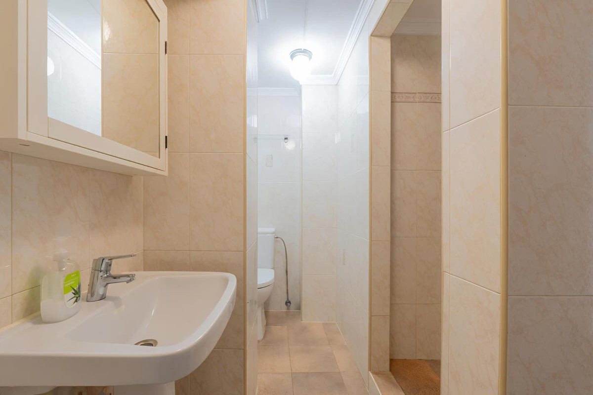 ace76f3b7ce6339ba1e9fe5fe1712534 - 17