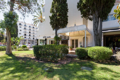 acee6cd56e7efa930e114be306c94969 - 11