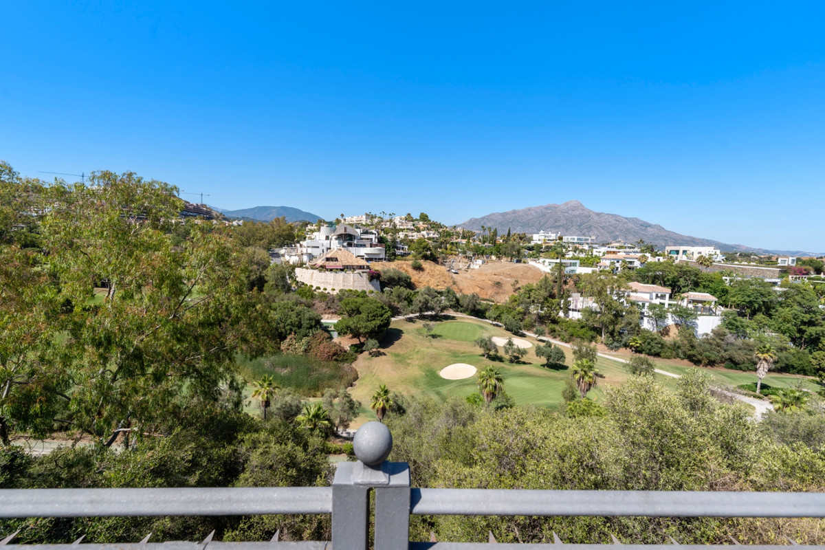 adf73979b8d03fe959b6fc8b2bbfdd85 - 11