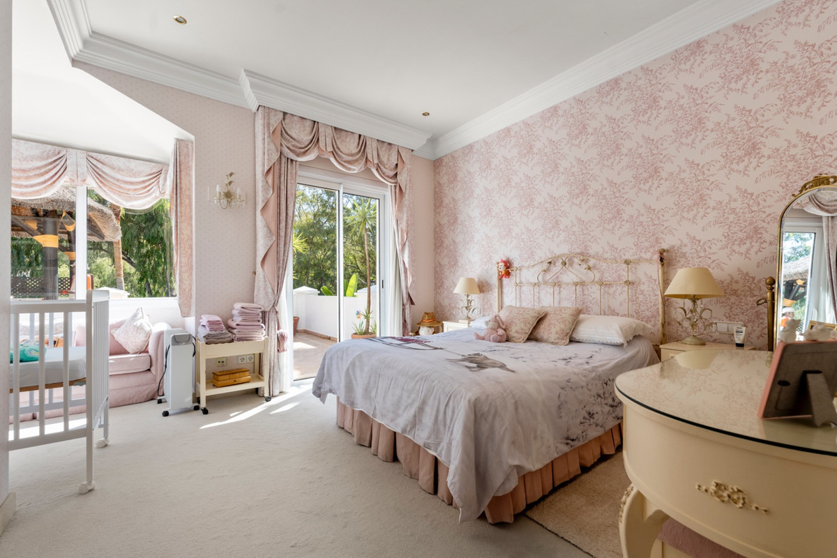 adf73979b8d03fe959b6fc8b2bbfdd85 - 14