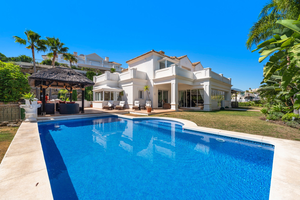 adf73979b8d03fe959b6fc8b2bbfdd85 - 34