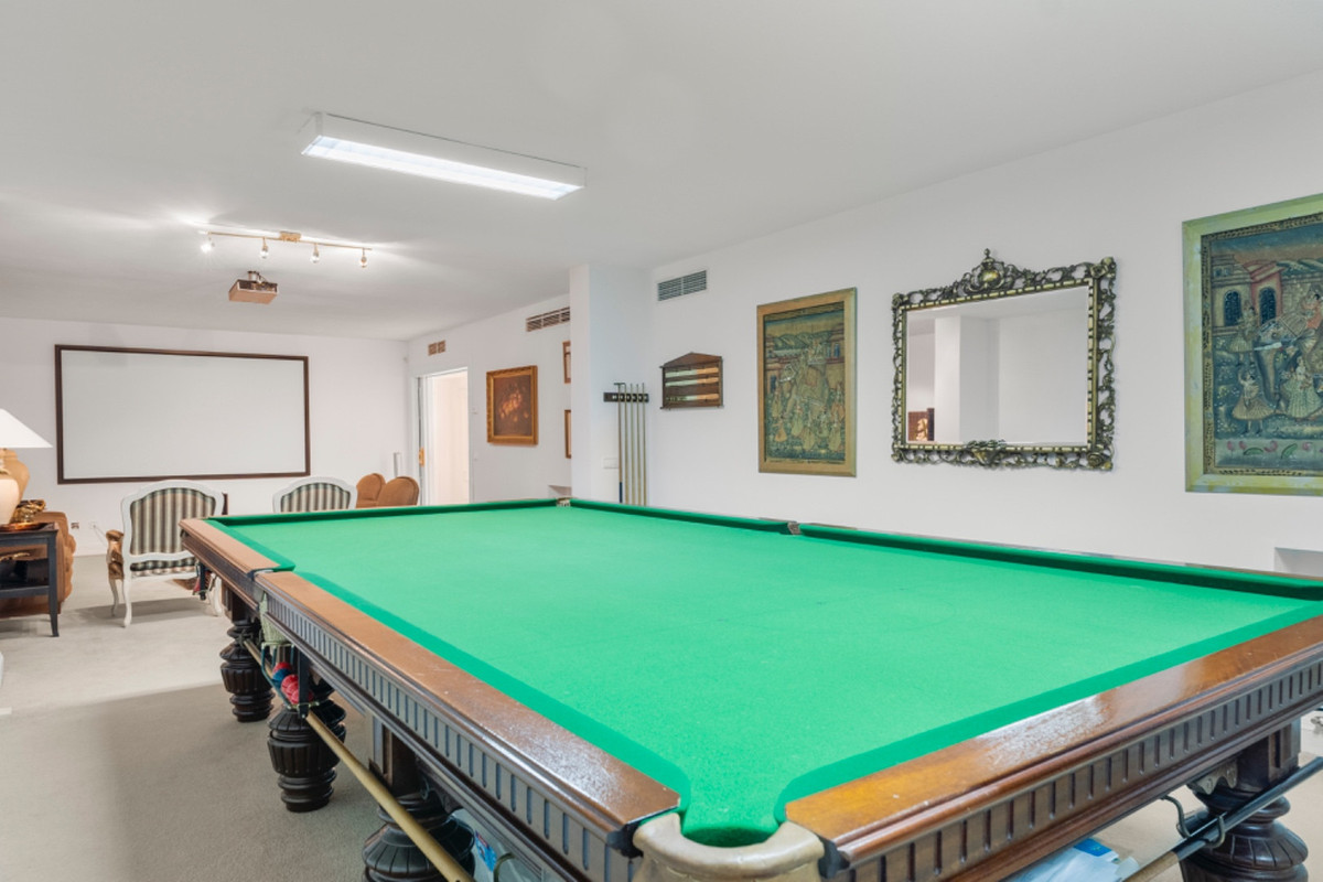 adf73979b8d03fe959b6fc8b2bbfdd85 - 44