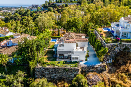 adf73979b8d03fe959b6fc8b2bbfdd85 - 52