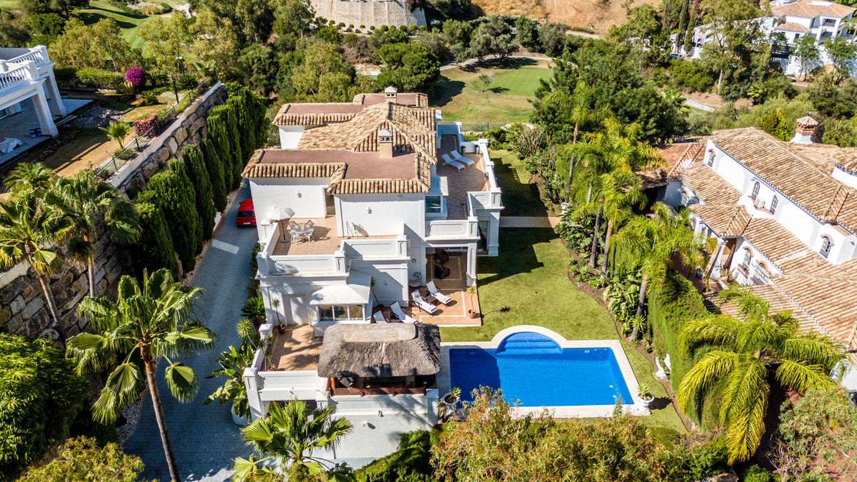 adf73979b8d03fe959b6fc8b2bbfdd85 - 54