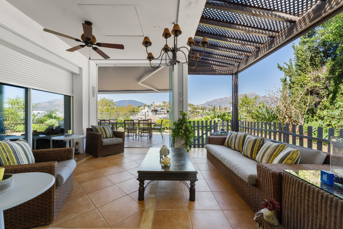 adf73979b8d03fe959b6fc8b2bbfdd85 - 8