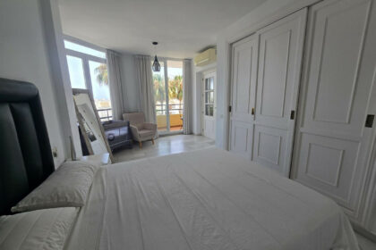 ae5f5306da5821b59dc22ec72fa11298 - 19