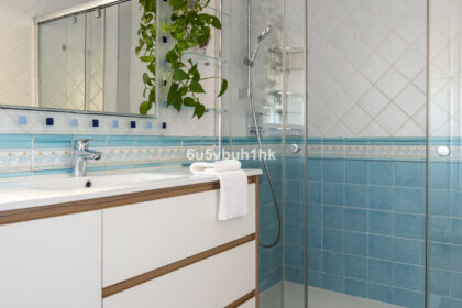 aedbdb2e9ef6f26a1b26f382c0300f3b - 25