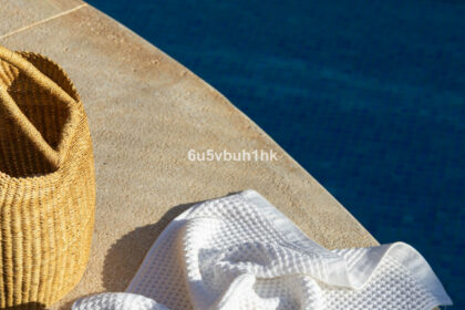 aedbdb2e9ef6f26a1b26f382c0300f3b - 47