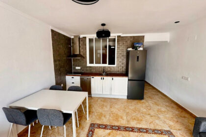 aef6a50242a24b33e70fdc0fe547e93e - 10