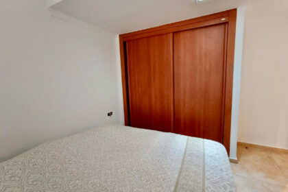 aef6a50242a24b33e70fdc0fe547e93e - 12