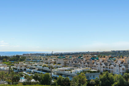 af951da3927df1a5a0331cd8e7d2800e - 19