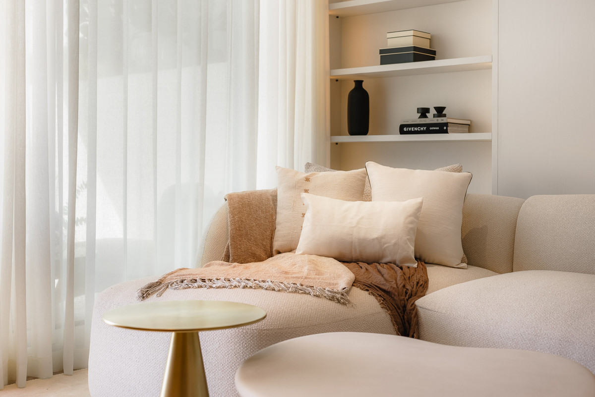 af951da3927df1a5a0331cd8e7d2800e - 27