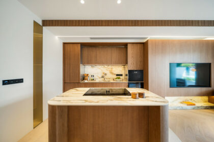 af951da3927df1a5a0331cd8e7d2800e - 32