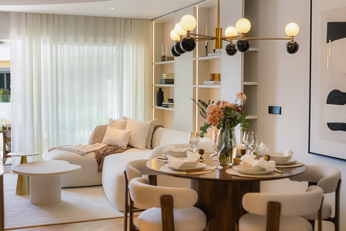 af951da3927df1a5a0331cd8e7d2800e - 37