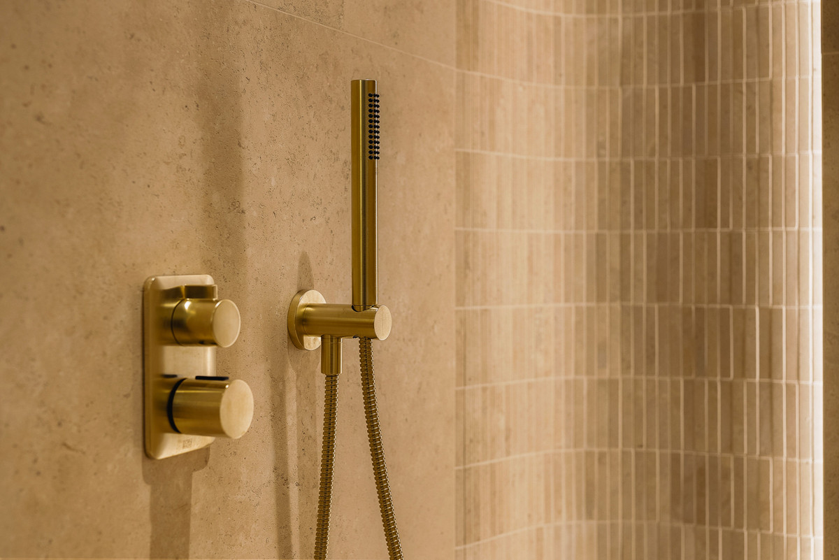 af951da3927df1a5a0331cd8e7d2800e - 55