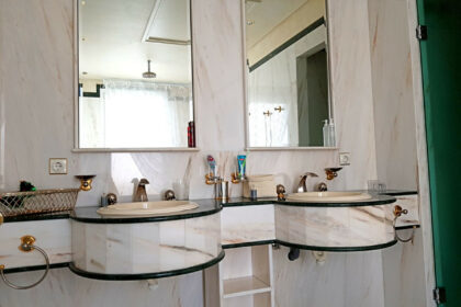 af9fe4d41a72d4ed3f34b879e35756fd - 26