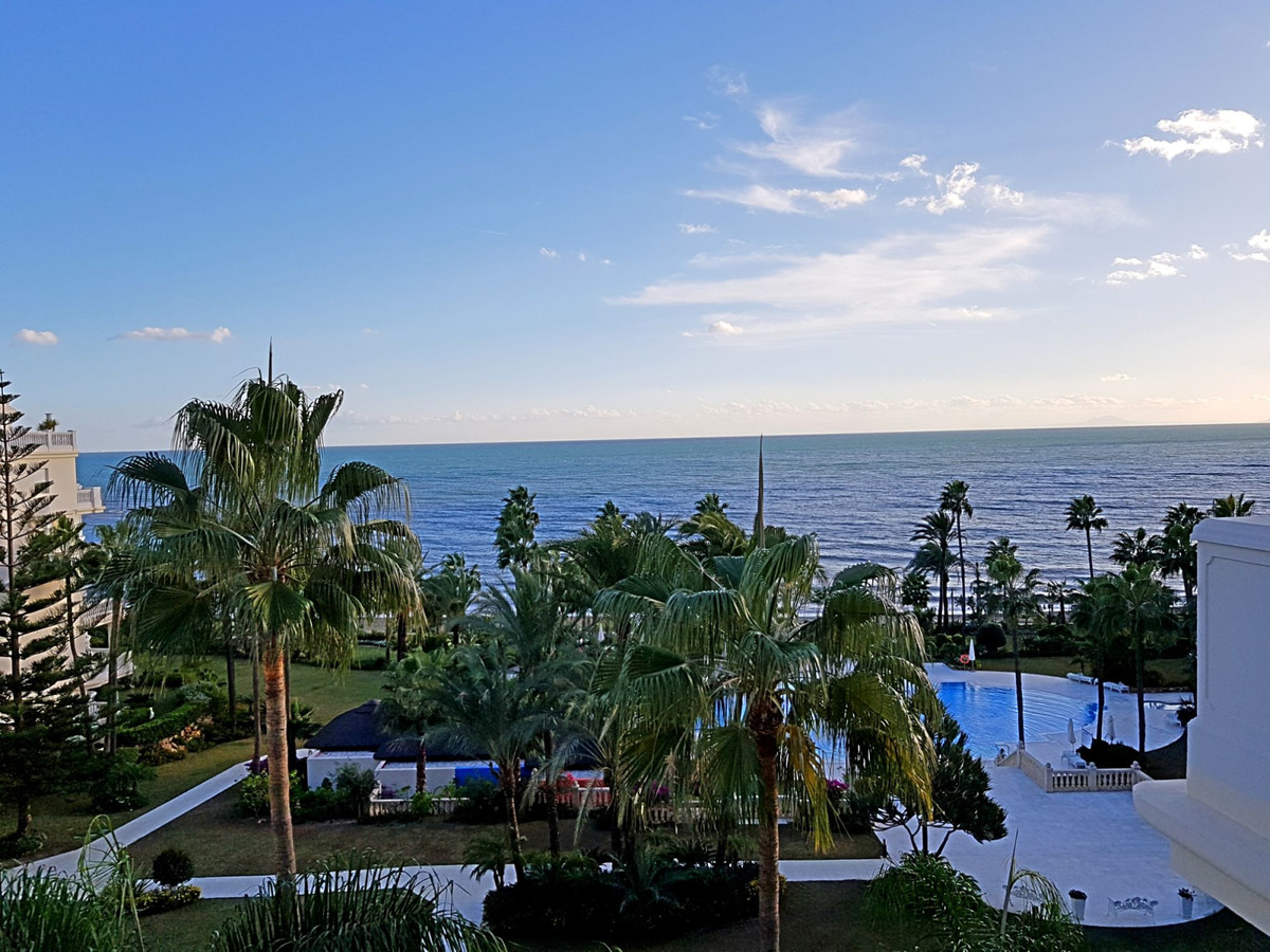 af9fe4d41a72d4ed3f34b879e35756fd - 47