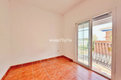 afc4d8332f6adca321d9be6bb1fb8fe8 - 13