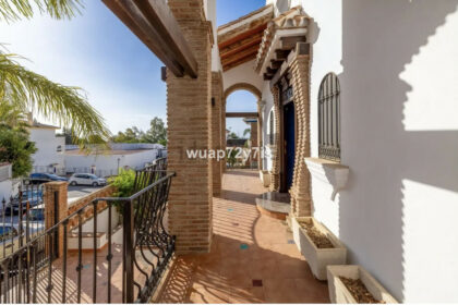 afc4d8332f6adca321d9be6bb1fb8fe8 - 4