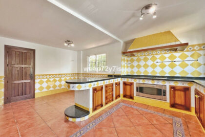 afc4d8332f6adca321d9be6bb1fb8fe8 - 5