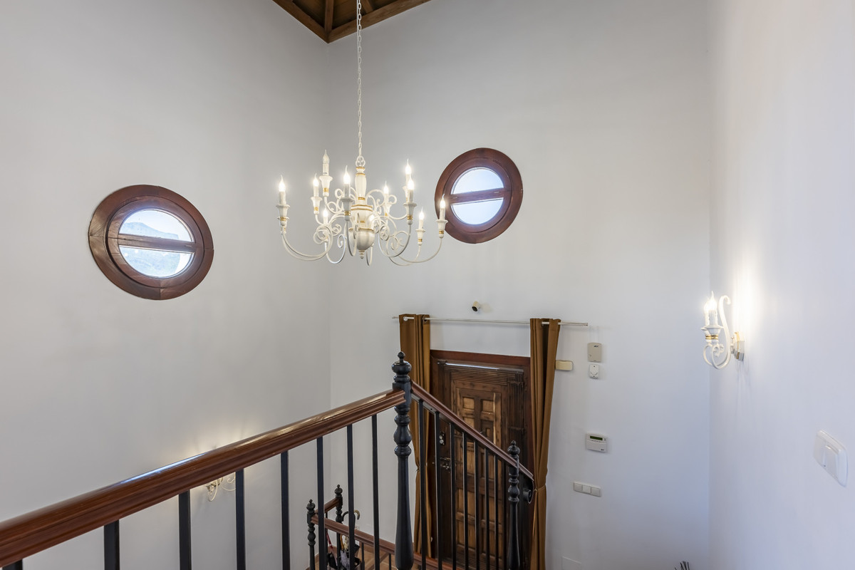 aff1c9aa239676b5cba5300a38fbec88 - 19