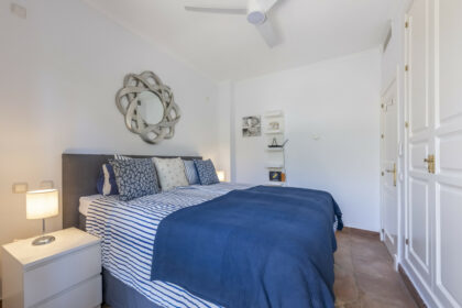 aff1c9aa239676b5cba5300a38fbec88 - 24