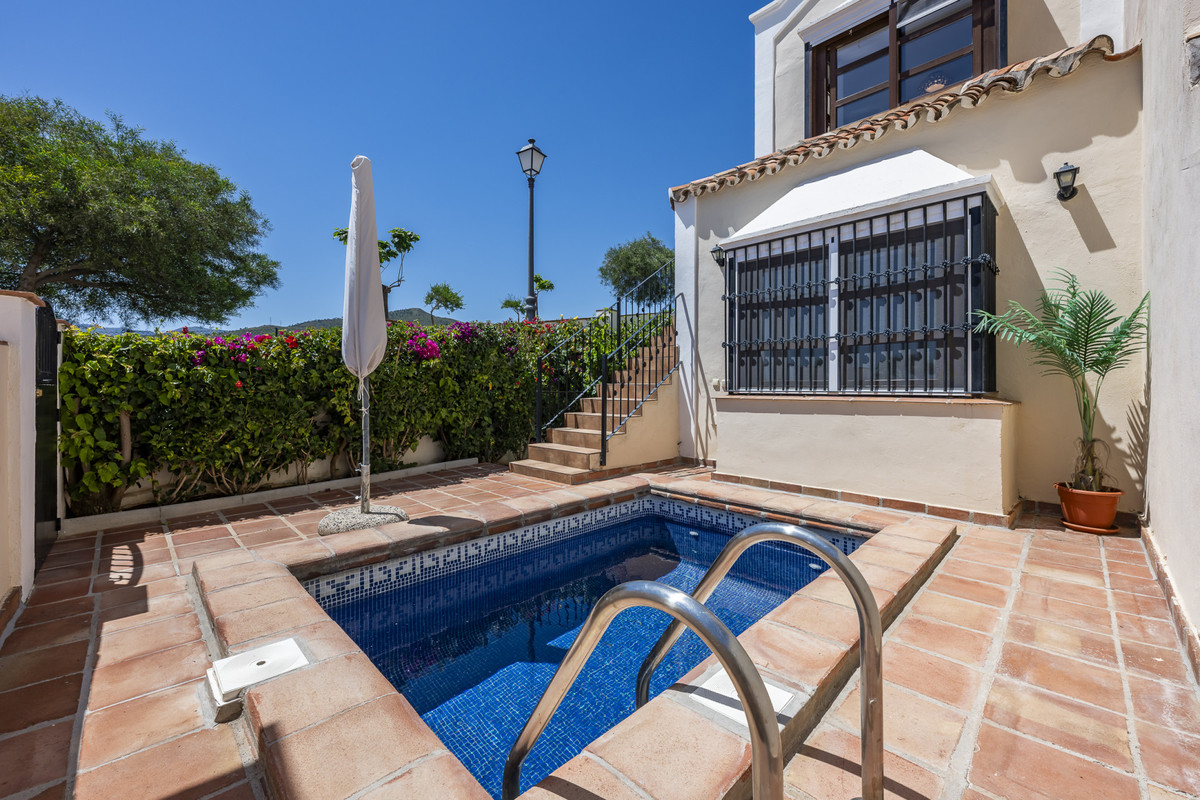 aff1c9aa239676b5cba5300a38fbec88 - 29