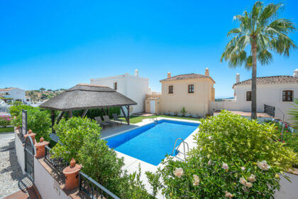 aff1c9aa239676b5cba5300a38fbec88 - 3