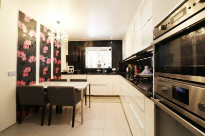 b0811119c30db1f7e32b4a762dc7aa44 - 9