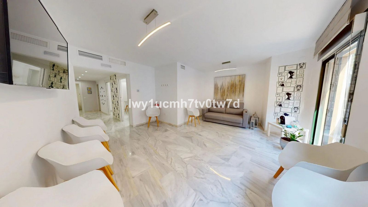 b0b452c6aef0bd7fe9fd4dc38da783bb - 12