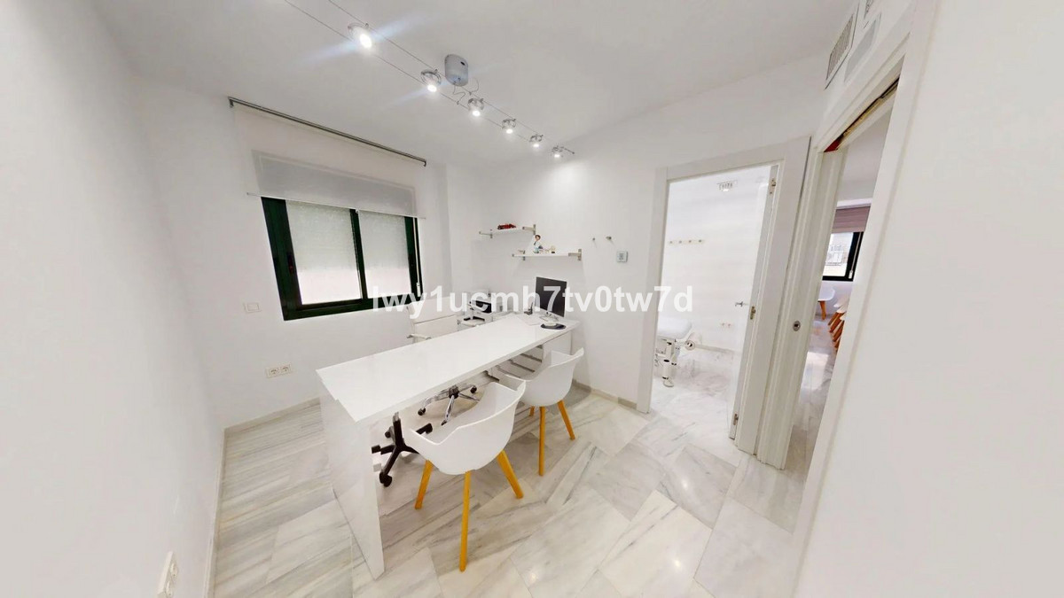 b0b452c6aef0bd7fe9fd4dc38da783bb - 14