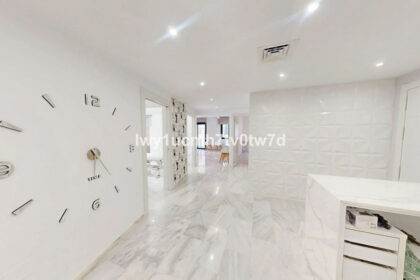 b0b452c6aef0bd7fe9fd4dc38da783bb - 24