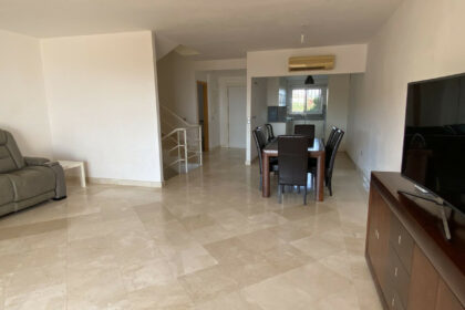 b0d132faca13483f72788cfe5ef4a7fa - 10