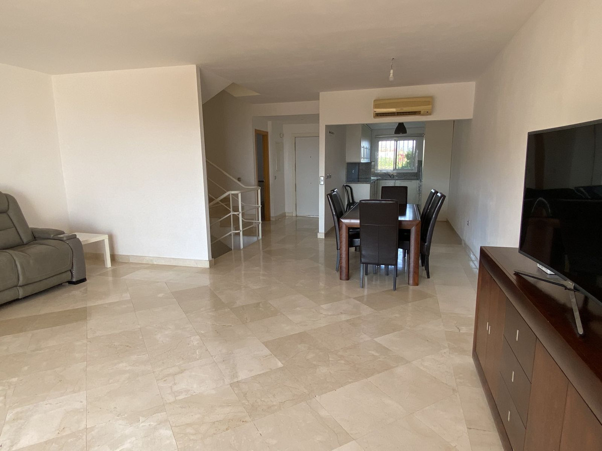 b0d132faca13483f72788cfe5ef4a7fa - 10