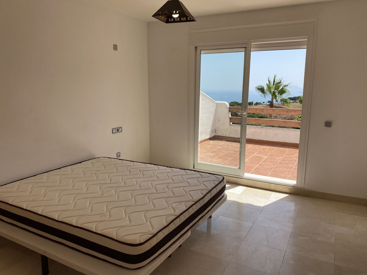 b0d132faca13483f72788cfe5ef4a7fa - 21