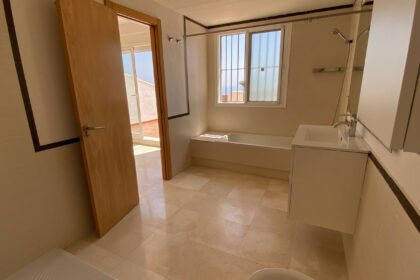 b0d132faca13483f72788cfe5ef4a7fa - 25